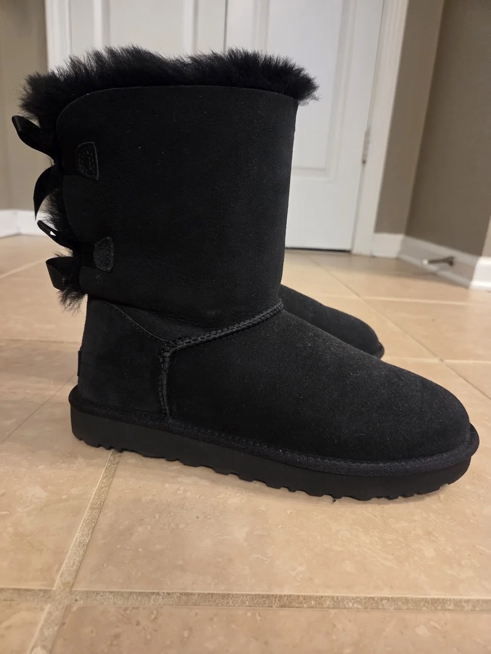 UGG Bailey Bow II Boots – Black – Women's 9 – New, Never Worn